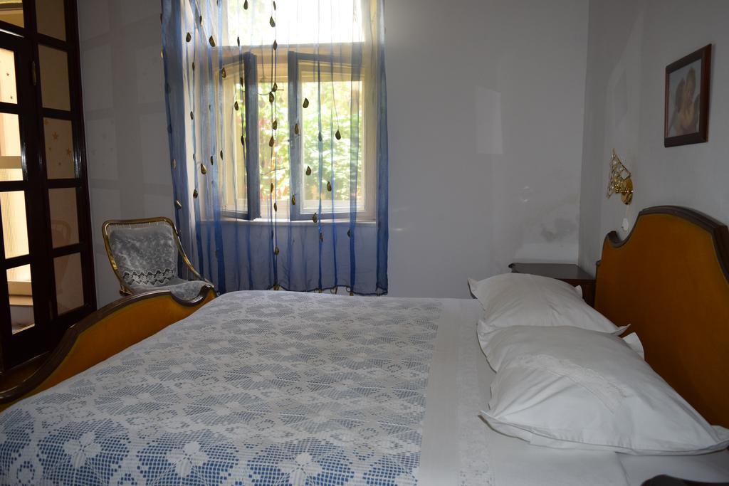 Guesthouse Harasic สปลิท ภายนอก รูปภาพ
