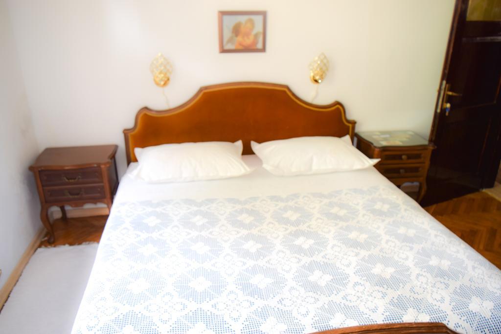 Guesthouse Harasic สปลิท ภายนอก รูปภาพ